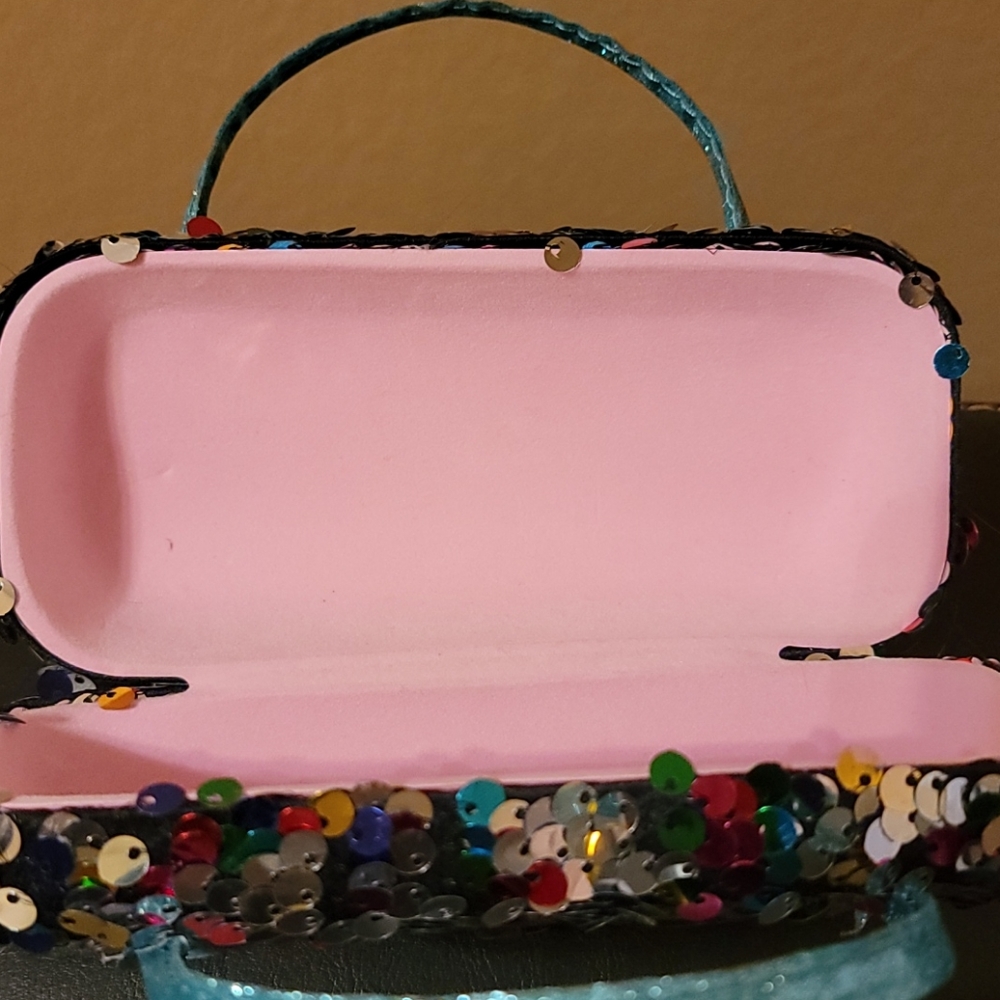 Sequins Eyeglass case - Picture 3 of 4